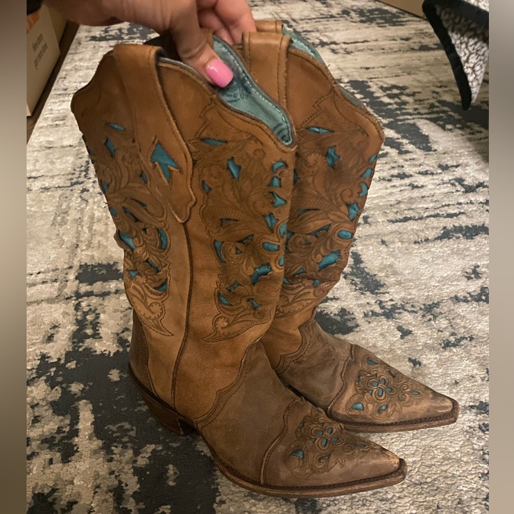 Corral boots - size 6 1/2